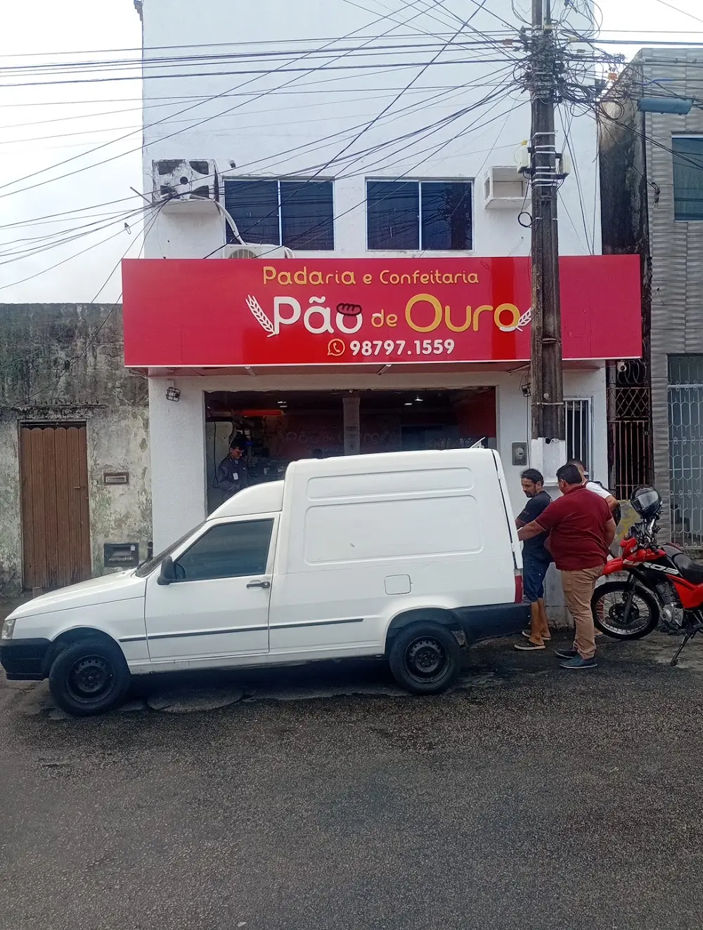 Padaria e confeitaria Pão de Ouro - foto 1
